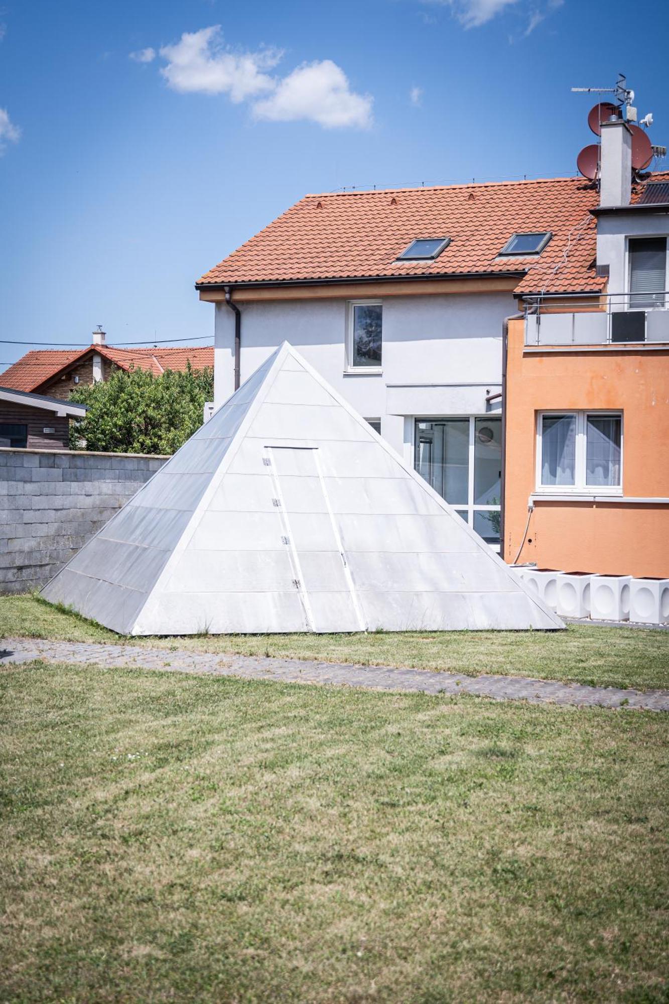 Apartments By Pyramid - Michal Pressburg Exterior foto