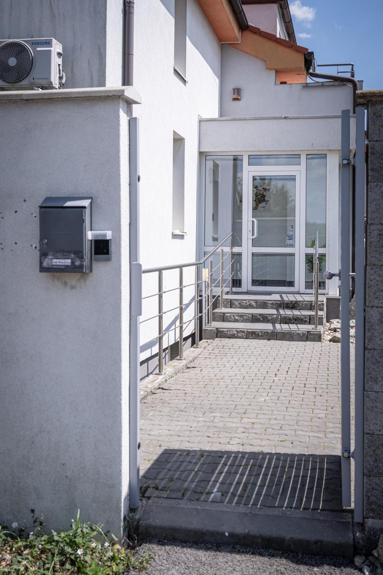 Apartments By Pyramid - Michal Pressburg Exterior foto